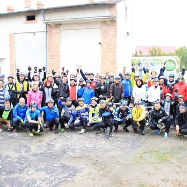 Bicicliști din mai multe județe au vizitat Beciul Domnesc